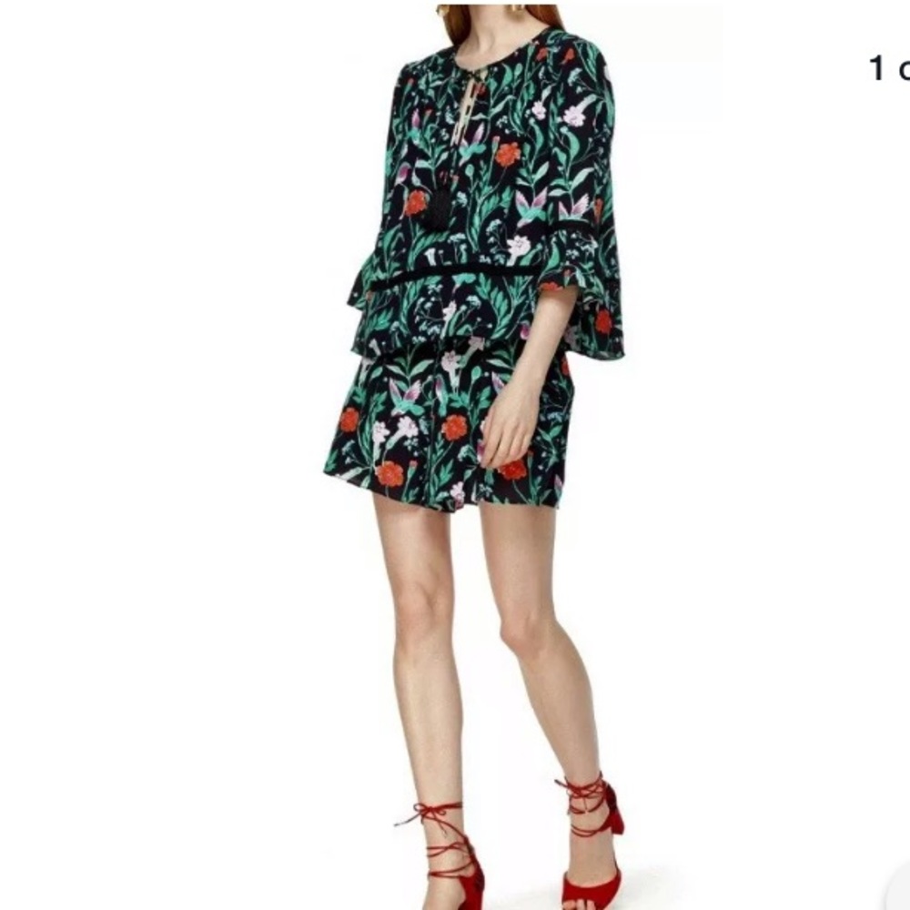 NWT Beautiful Floral & Hummingbird Print Romper